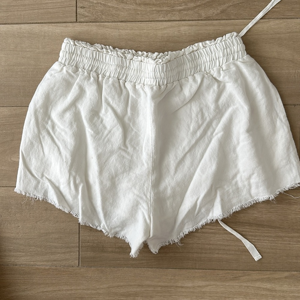 White Linen DrawString Short - Picture 3 of 3